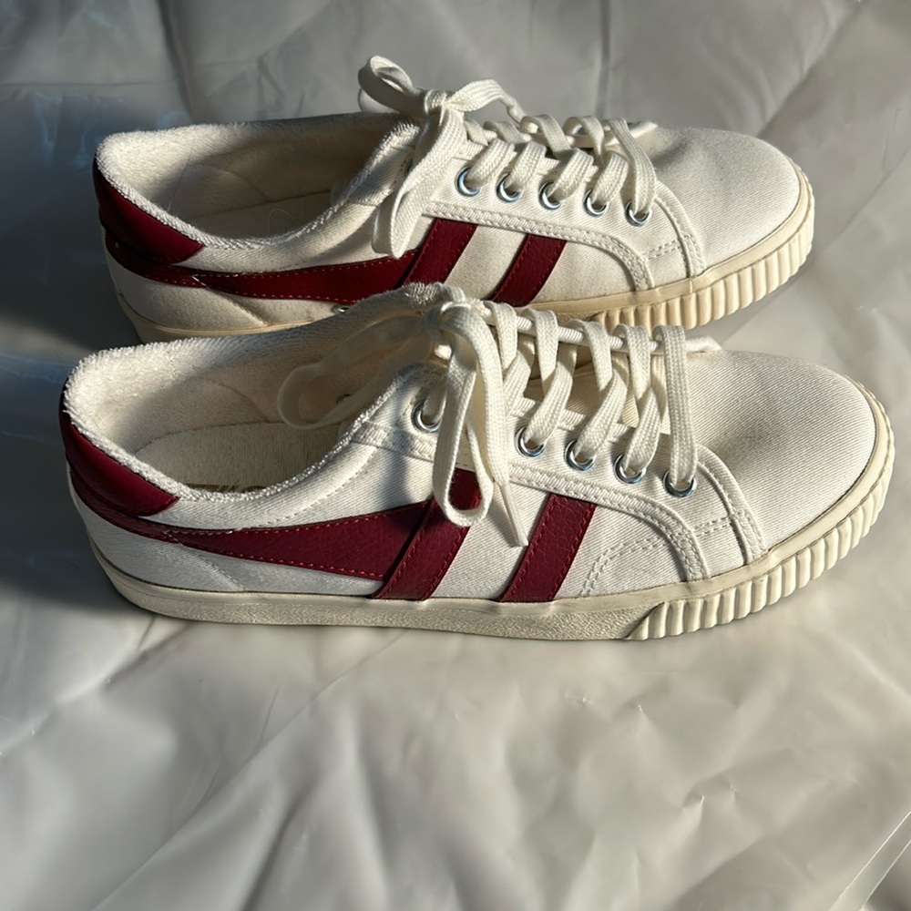 Gola size 7 US sneakers. Canvas with red leather accents. Excellent condition.